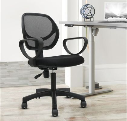 Chaise de rédaction à puce moderne réglable et pivotante pour le personnel de bureau de petite taille