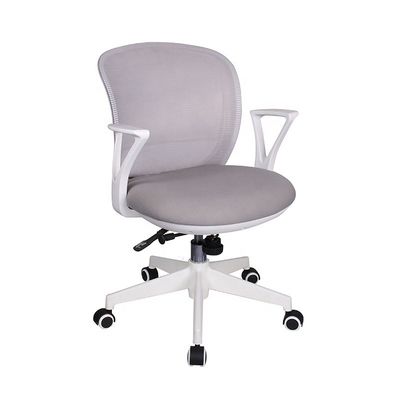 Base et accoudoirs épais pour un confort optimal 2024 Chaise pivotante noire exécutive