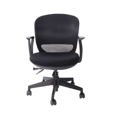 Base et accoudoirs épais pour un confort optimal 2024 Chaise pivotante noire exécutive