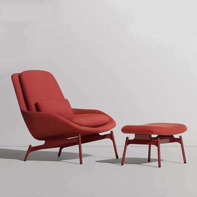 Un simple fauteuil moderne, le fauteuil pour votre café.
