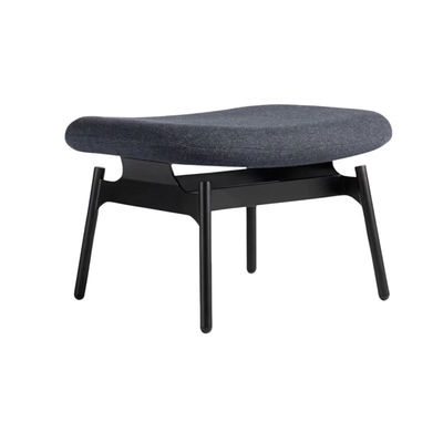 Un simple fauteuil moderne, le fauteuil pour votre café.