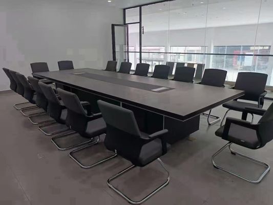 Chaise de bureau ergonomique tournante avec support lombaire et accoudoirs
