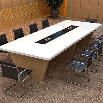 Tableau de négociation de formation du personnel rectangulaire et combinaison de chaises pour un bureau moderne