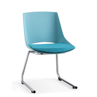 OEM ODM Bureau de traîneau à jambe de design moderne chaises de centre d'entraînement empilable avec 0.33CBM