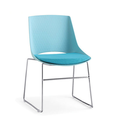 Chaise d'ordinateur fonctionnelle et élégante Sièges de conférence empilables pour les bureaux modernes