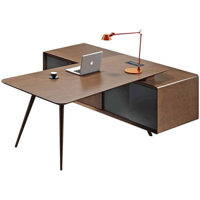 Meubles de bureau de design contemporain Station de travail en forme de L pour un gestionnaire moderne