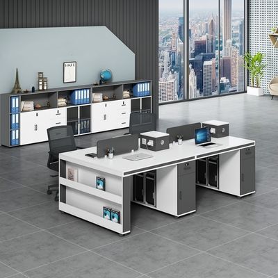 Station de travail de bureau simple de conception moderne avec 2 4 6 chaises et bureau combinés