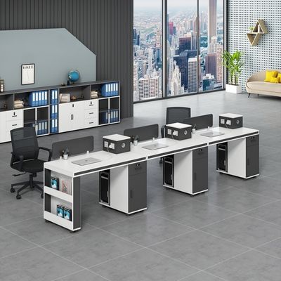 Station de travail de bureau simple de conception moderne avec 2 4 6 chaises et bureau combinés