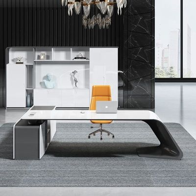 Bureau de bureau moderne de bureau en forme de L Bureau de chef exécutif avec armoire latérale