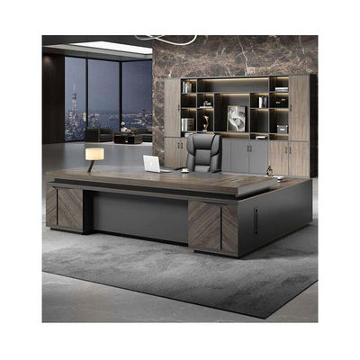 Combo bureau et chaise de bureau de bureau pour les professionnels indépendants