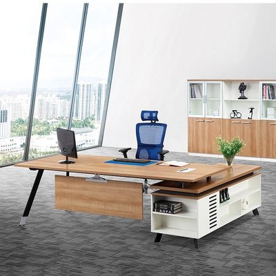 Juin 2023 Bureau du directeur du mobilier moderne pour le poste de travail exécutif du bâtiment de bureaux