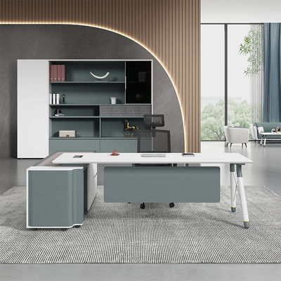 Bureau de bureau moderne en forme de L Table de bureau en bois pour le directeur général en couleurs personnalisées