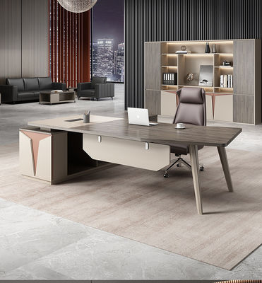 Bureau d'exécutif en bois massif Design moderne élégant pour un mobilier de bureau confortable