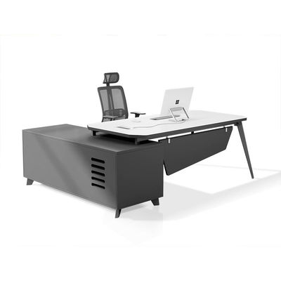 Bureau de bureau en bois en forme de L pour le bureau du patron