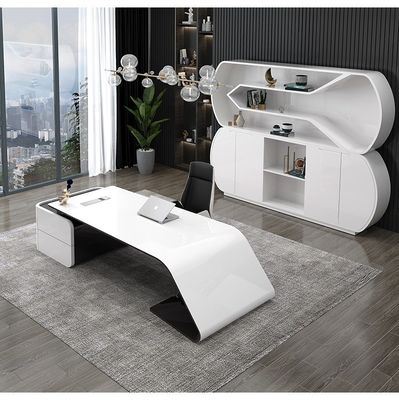 Présidente exécutive Directeur Bureau en forme de L MDF cuisson vernis Bureau Table d'ordinateur