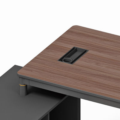Meubles de bureau pour les gestionnaires modernes Table du président personnalisable et table de grande classe