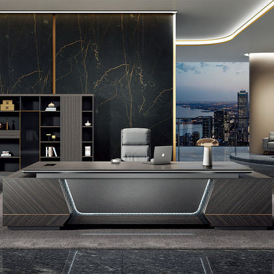 Bureau exécutif avec peinture processus de cuisson bois graininclined bord de table design