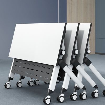 Meubles de bureau personnalisables pliables Table de conférence pour les espaces de travail dynamiques