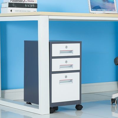 Armoire de dossiers de bureau de conception industrielle avec verrouillage et trois tiroirs mobiles