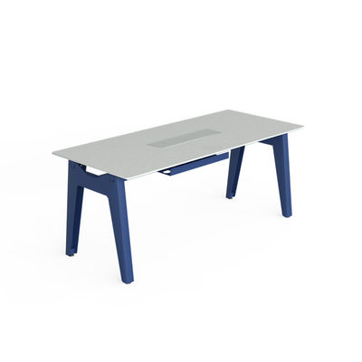 Emballage du courrier Meubles de bureau modernes pour les conseils généraux Table de conférence en groupe de formation