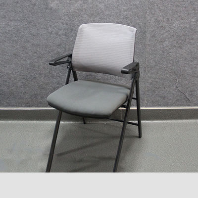 Chaise de bureau de formation confortable avec manette fixe et design pliable