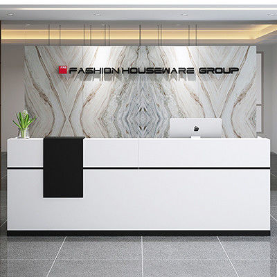 Consulter la réception du bureau de réception Cabinet de barre simple personnalisable pour le caissier de l'entreprise