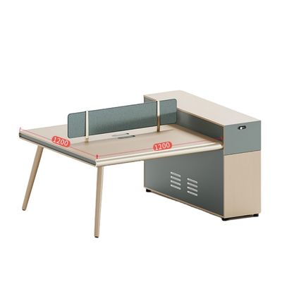Des bureaux et des chaises personnalisables Combinaison pour quatre personnes