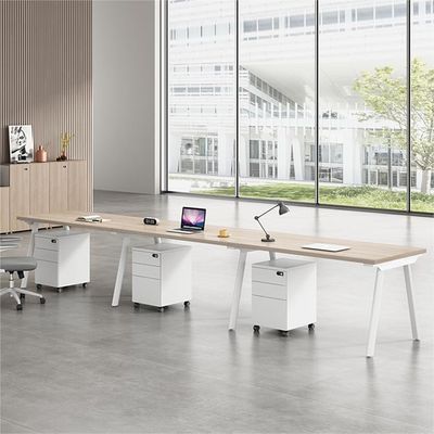 Combinaison de meubles de bureau Simple moderne 4 6 Siège artificiel Table Siège de carte à écran