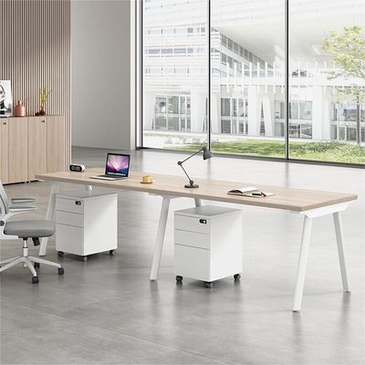 Combinaison de meubles de bureau Simple moderne 4 6 Siège artificiel Table Siège de carte à écran