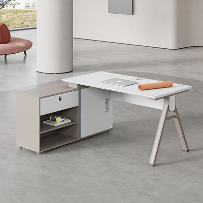 Design moderne extensible, bureau de luxe, combinaison de bureau et de chaise pour 2 à 4 personnes