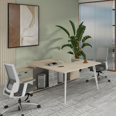 Bureau de la station de travail des employés de Gridlock équipé d'un design moderne pour l'efficacité de l'hôpital