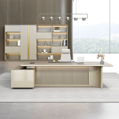 Ensemble de meubles de bureau sur mesure