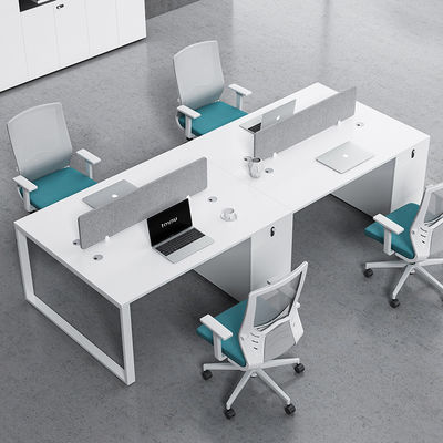 Des postes de travail de bureau de forme personnalisée pour votre bureau