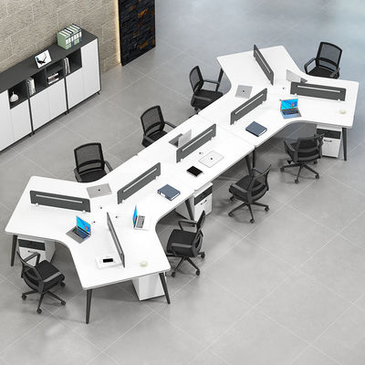 Zone de travail ouverte moderne bureaux avec bureau personnalisable et 2 / 4 / 6 sièges