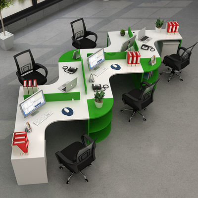 Station de travail moderne pour le personnel en forme de L avec cadre en aluminium et panneau/tissu/acier