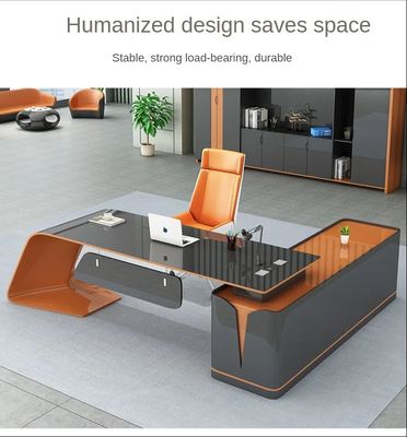 Créez un espace de travail professionnel avec la peinture à pâte en forme de L Bureau de bureau exécutif